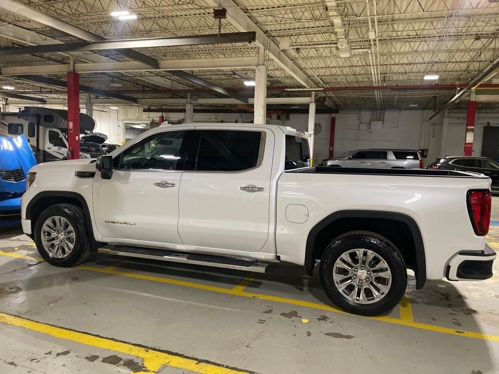 GMC Sierra 1500 4WD Crew Cab 147" Denali 2021
