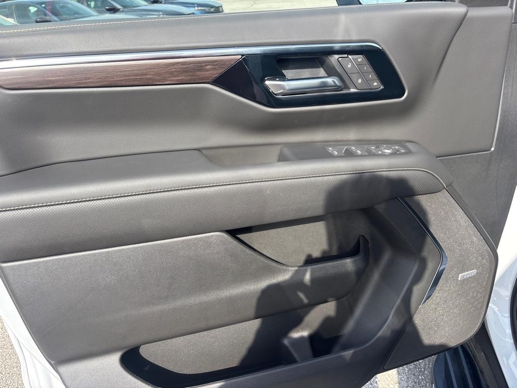 Chevrolet Tahoe 4WD 4dr Premier 2026