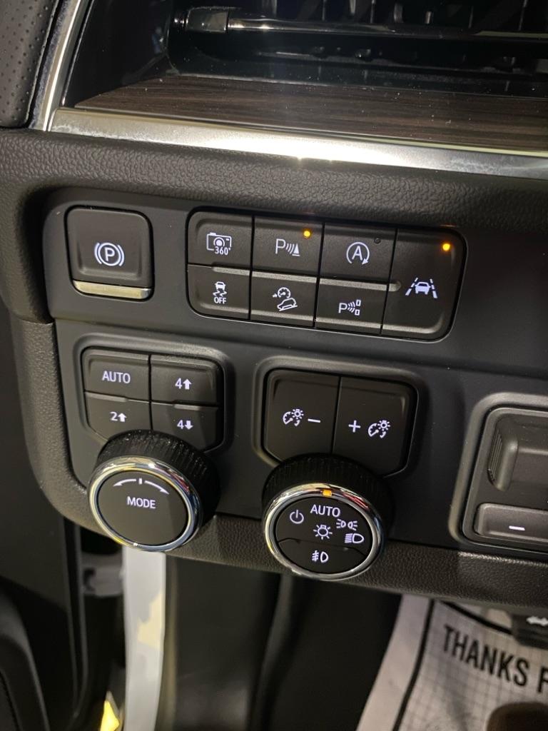 Chevrolet Tahoe 4WD 4dr Premier 2026