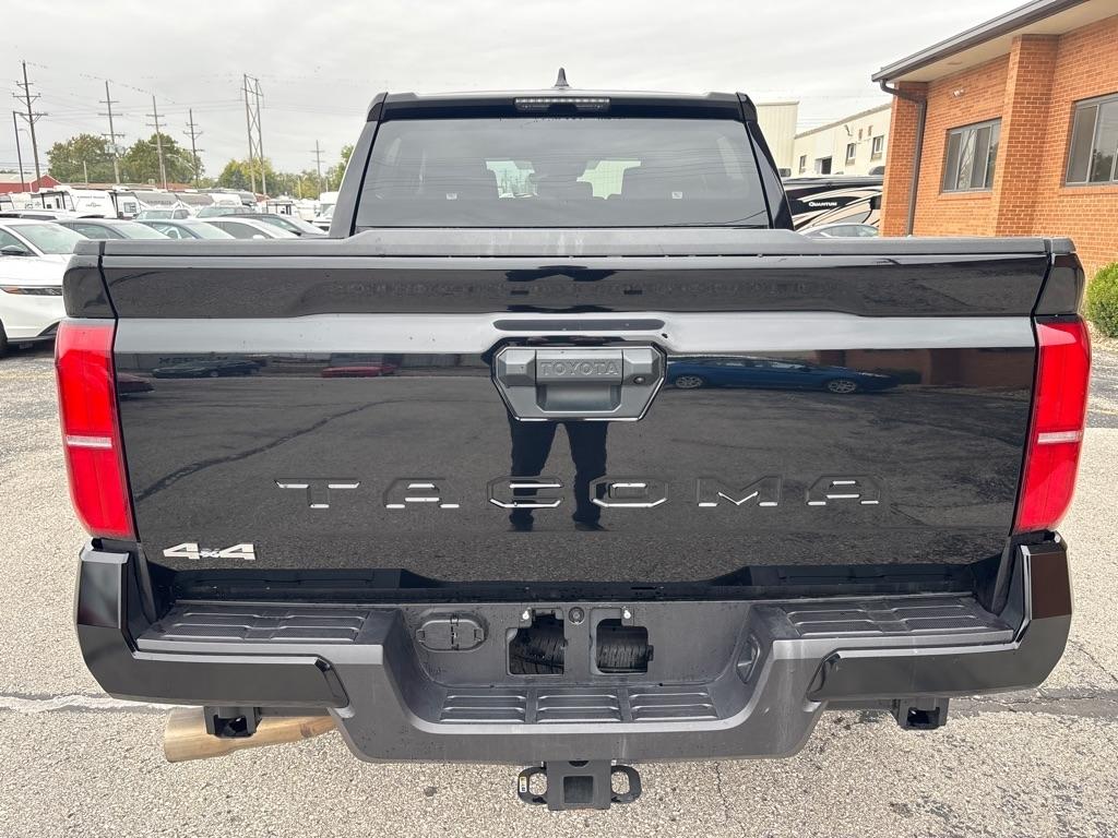 Toyota Tacoma 4WD TRD Off Road Double Cab 5' Bed MT (Natl) 2025