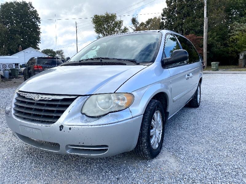 Chrysler Town & Country Touring 2005