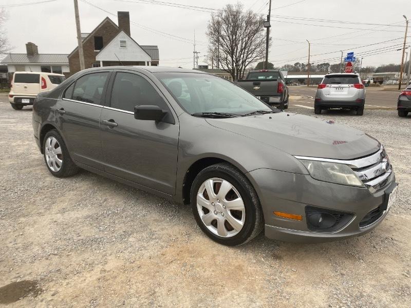 Ford Fusion SE 2010