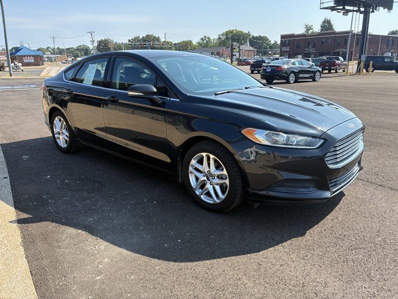 Ford Fusion SE 2013