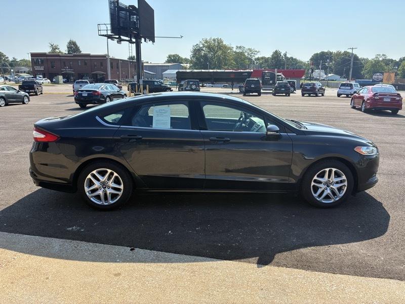 Ford Fusion SE 2013