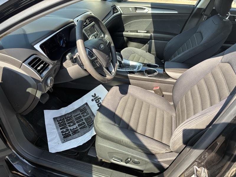 Ford Fusion SE 2013
