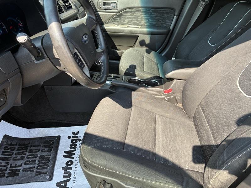 Ford Fusion SE 2012