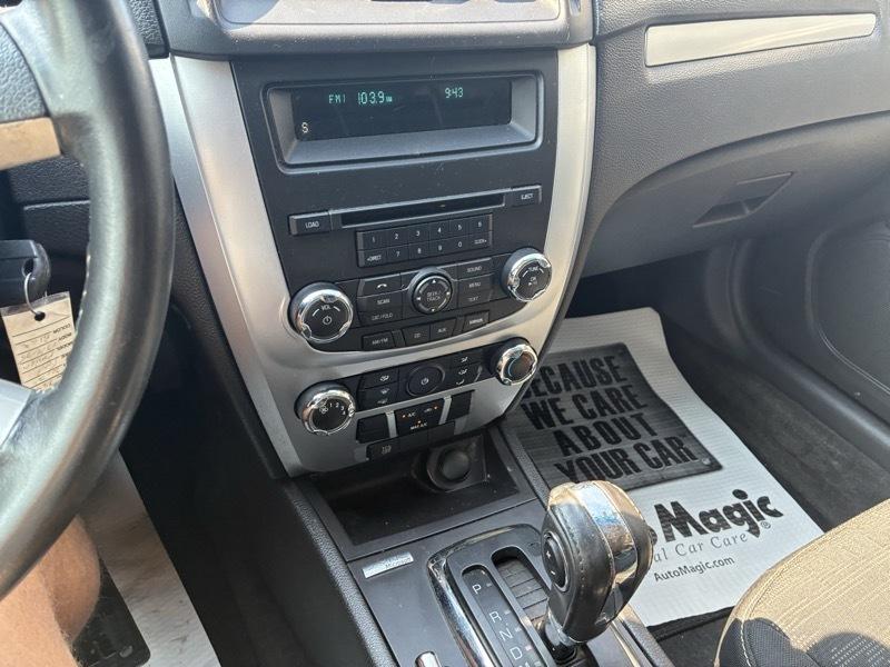 Ford Fusion SE 2012