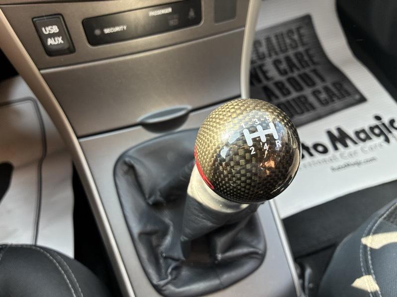 Toyota Corolla S 5-Speed MT 2012
