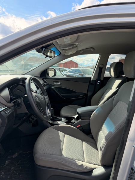 Hyundai Santa Fe SE FWD 2017