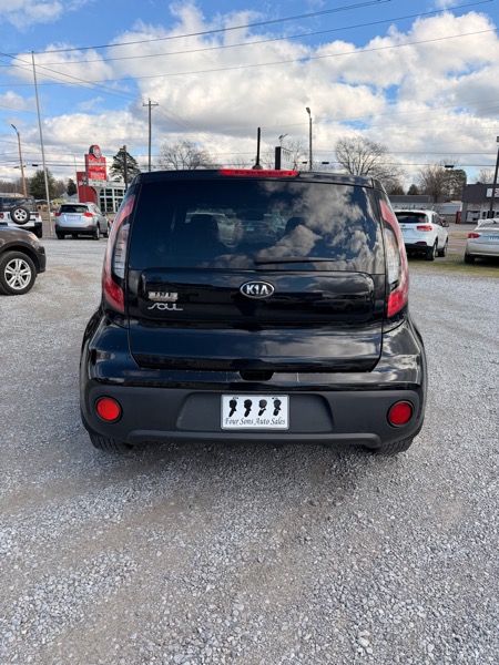 Kia Soul Base 6M 2017