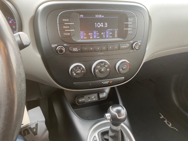 Kia Soul Base 6M 2017