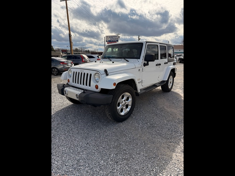 2013 Jeep Wrangler Unlimited Sahara 4WD