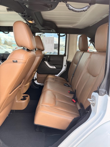 Jeep Wrangler Unlimited Sahara 4WD 2013