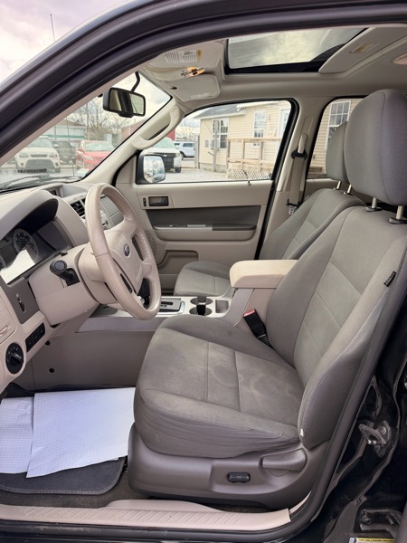 Ford Escape XLT FWD V6 2009