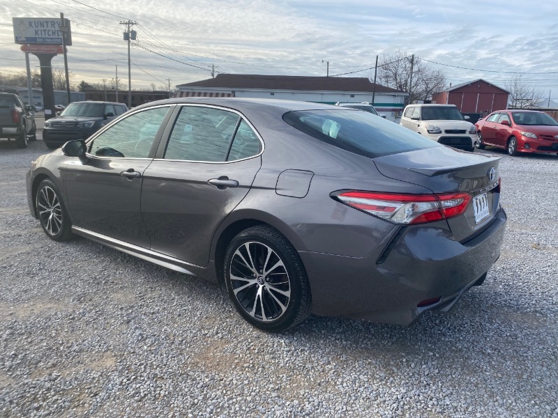 Toyota Camry L 2018
