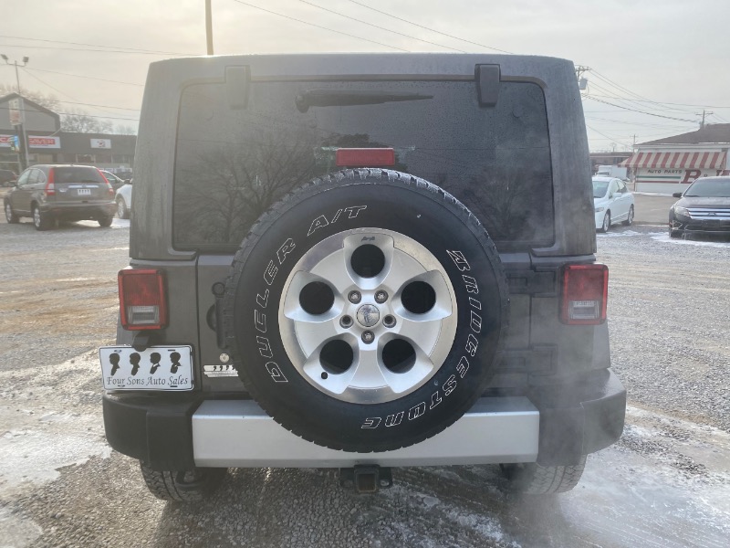 Jeep Wrangler Unlimited Sahara 4WD 2014