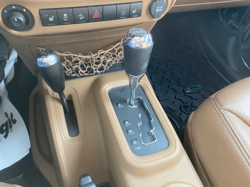 Jeep Wrangler Unlimited Sahara 4WD 2014