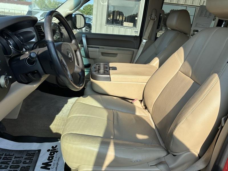 Chevrolet Silverado 1500 LT Crew Cab 2WD 2013
