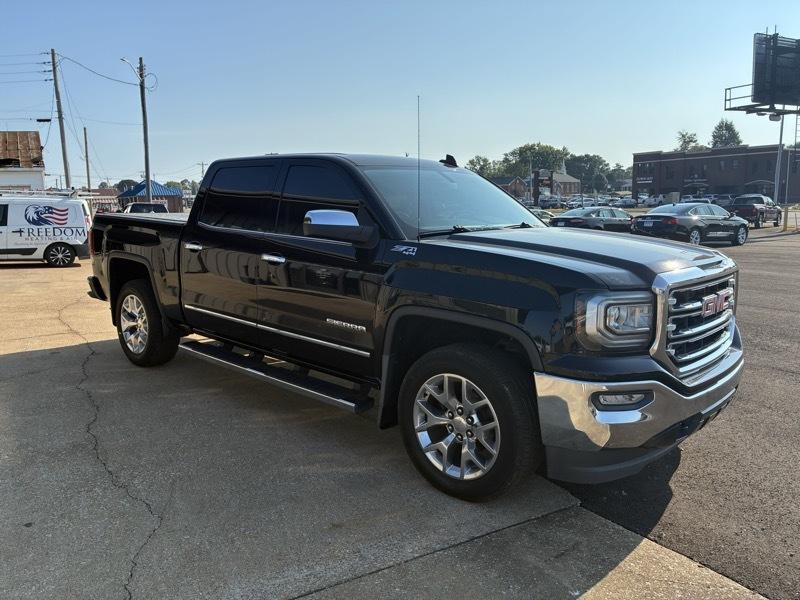 GMC Sierra 1500 SLT Crew Cab Short Box 4WD 2017