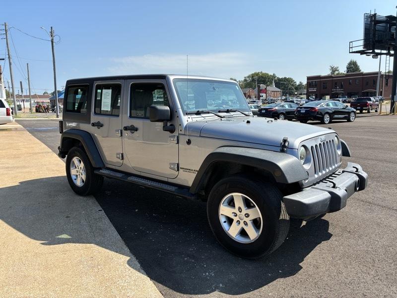 Jeep Wrangler Unlimited Sport 4WD 2013