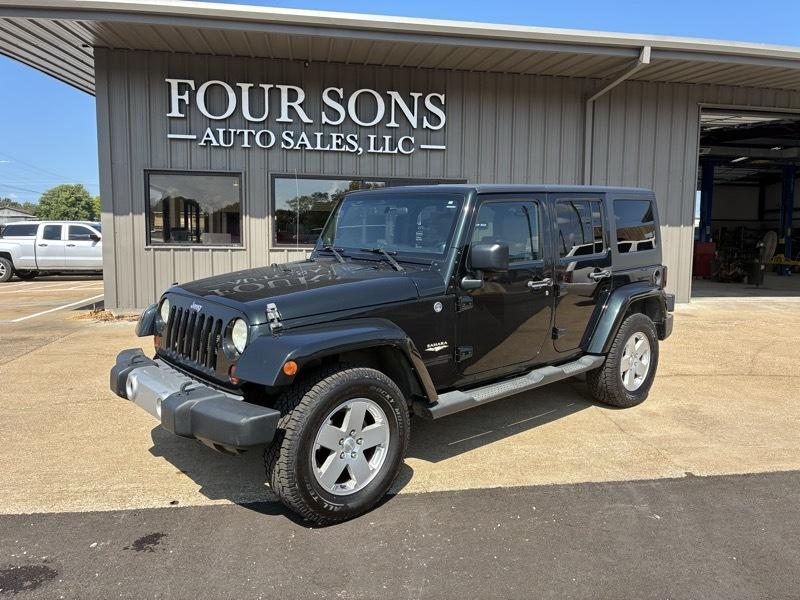 Jeep Wrangler Unlimited Sahara 4WD 2012