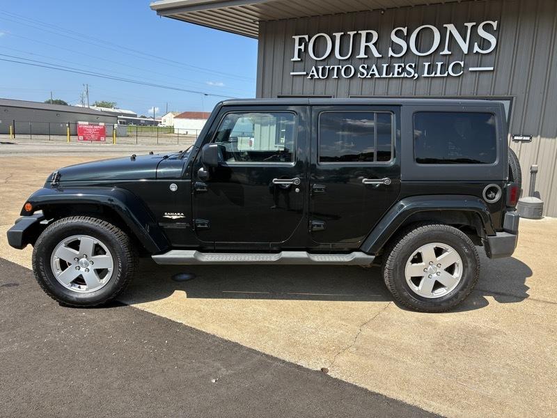 Jeep Wrangler Unlimited Sahara 4WD 2012