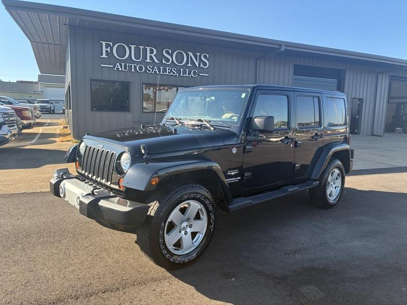 Jeep Wrangler Unlimited Sahara 4WD 2012