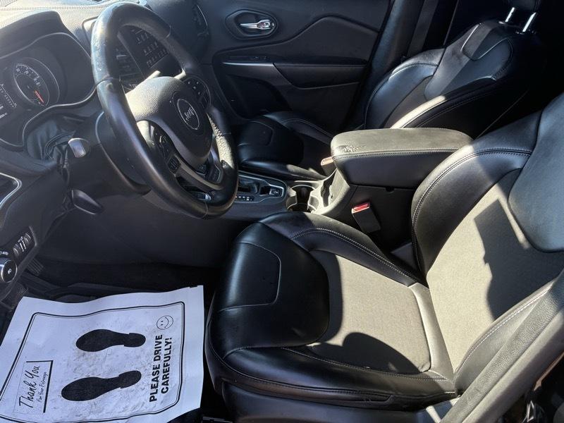 Jeep Cherokee Latitude Plus FWD 2019