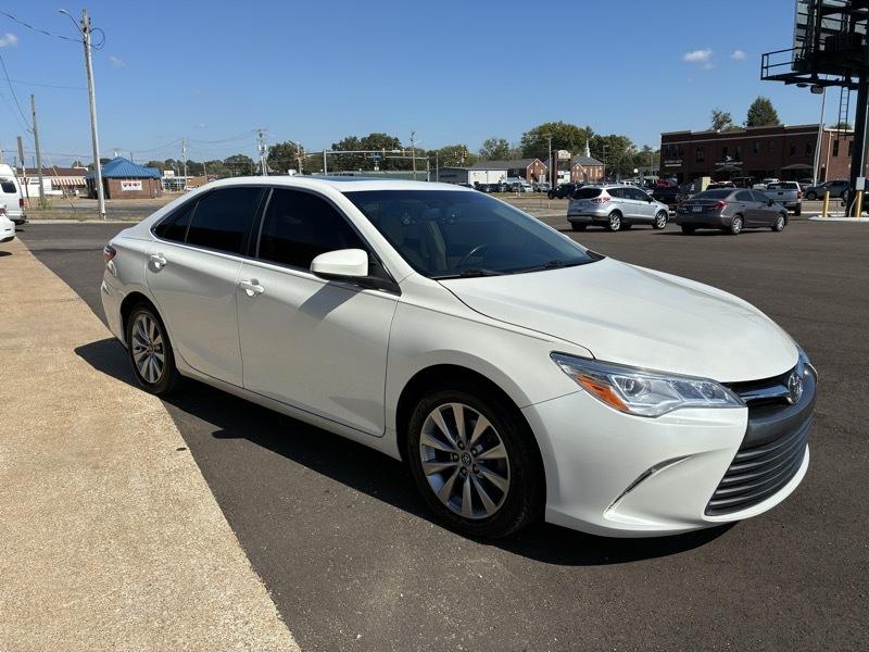 Toyota Camry XLE V6 2017