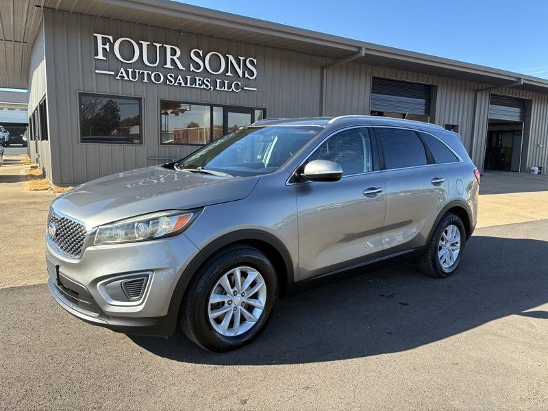 2017 Kia Sorento LX V6 2WD