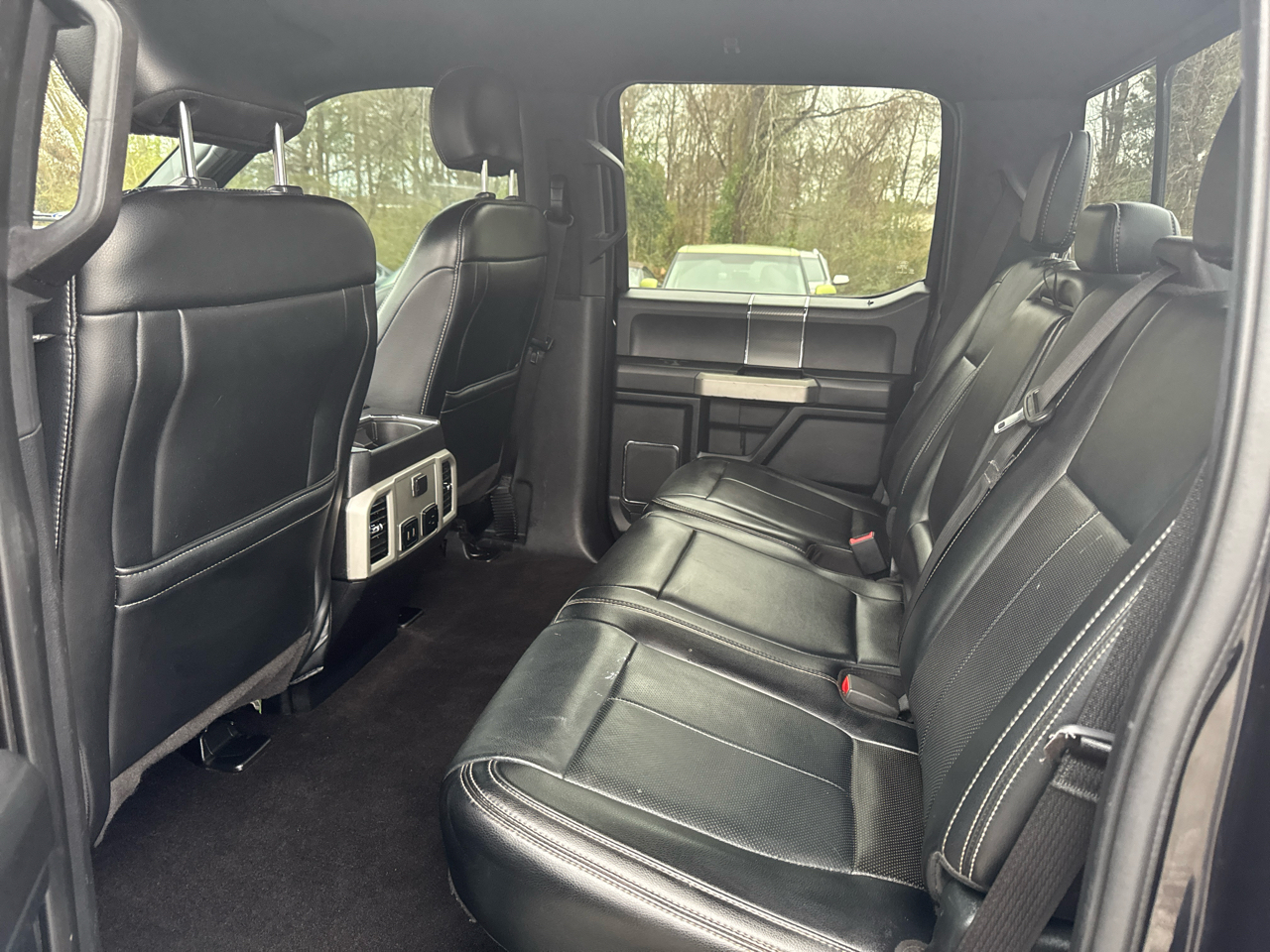 Ford F-150 SuperCrew 139" Lariat 4WD 2019