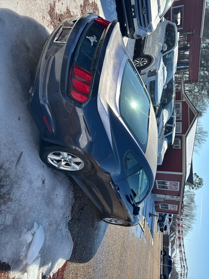 Ford Mustang V6 Coupe 2015