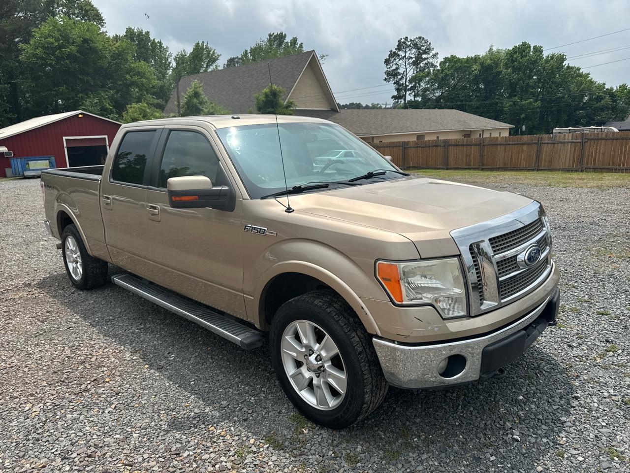 Ford F-150 SuperCrew 150" Lariat 4WD 2012