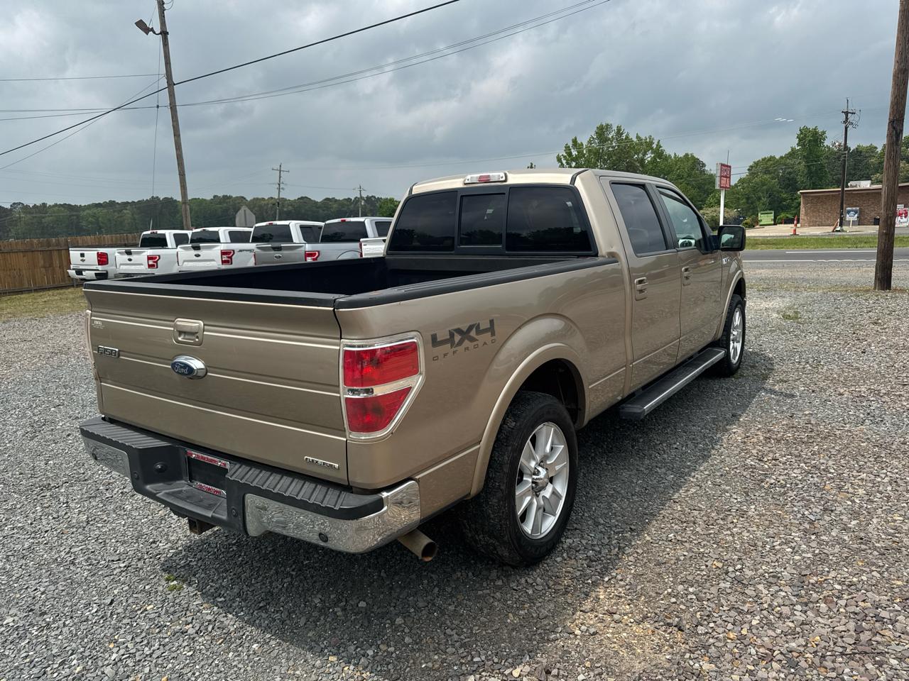 Ford F-150 SuperCrew 150" Lariat 4WD 2012