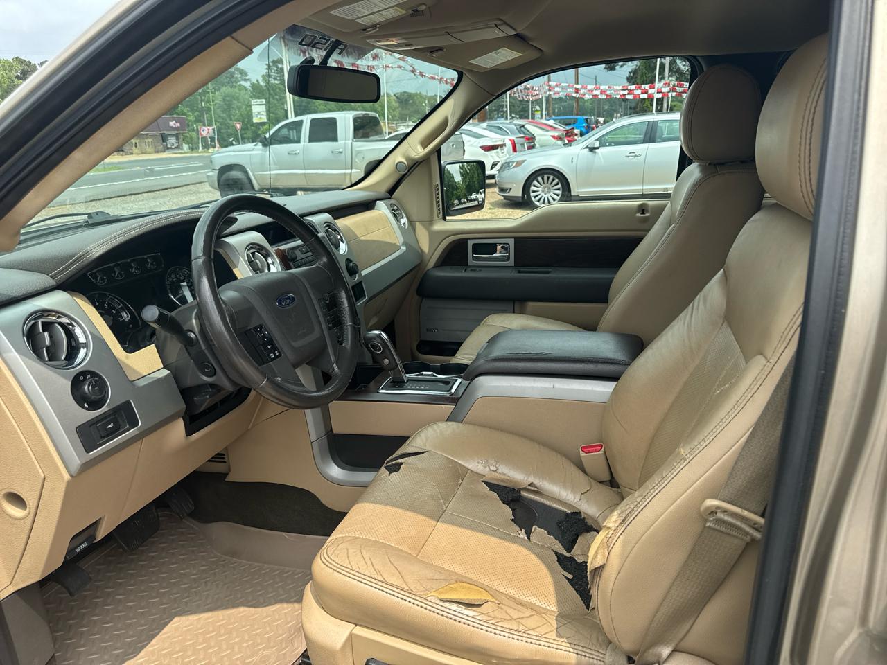 Ford F-150 SuperCrew 150" Lariat 4WD 2012