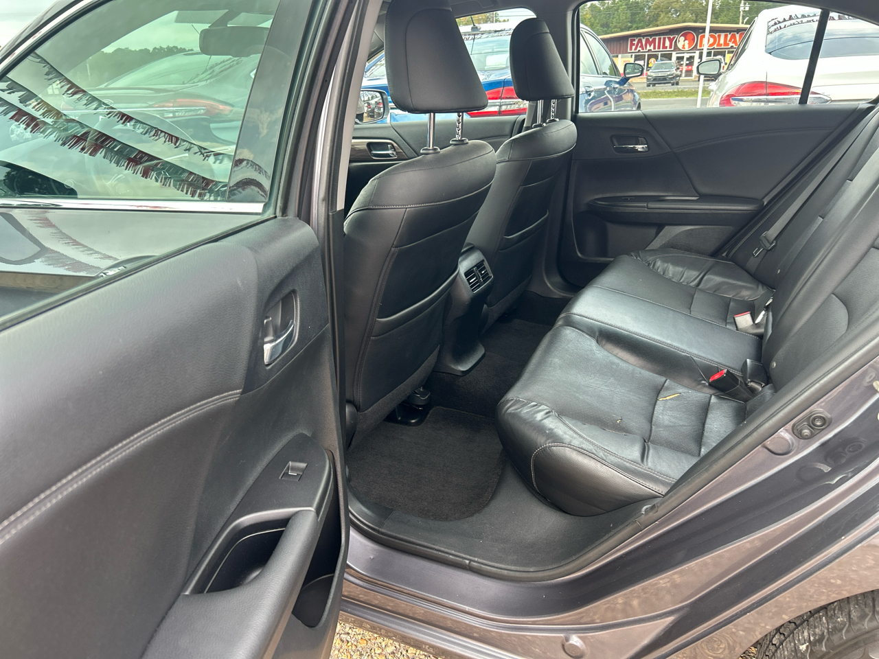 Honda Accord EX-L Sedan V6 6-Spd AT 2017 Honda Accord EX-L Sedan V6 6-Spd AT 2017