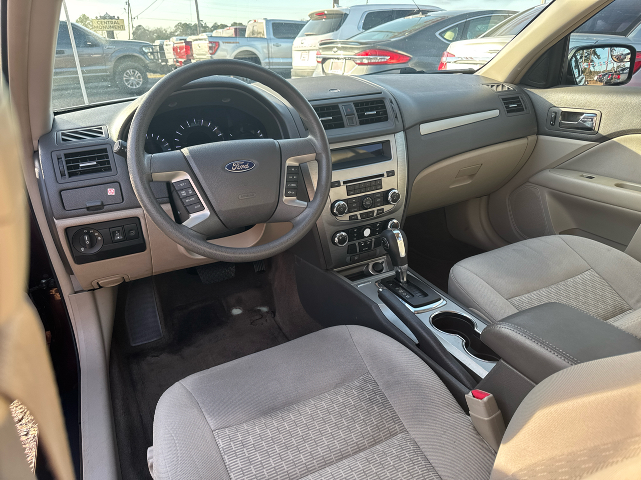 Ford Fusion 4dr Sdn SE FWD 2011