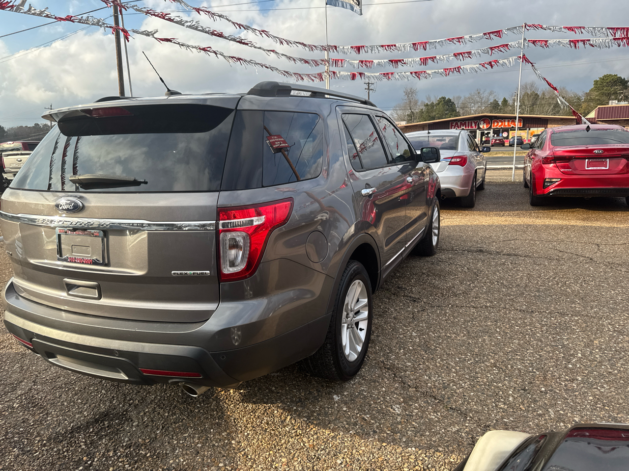 Ford Explorer XLT FWD 2013