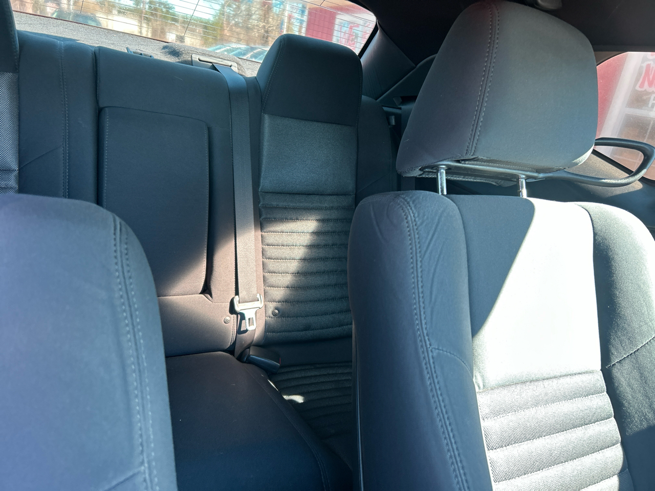 Dodge Challenger SXT 2012