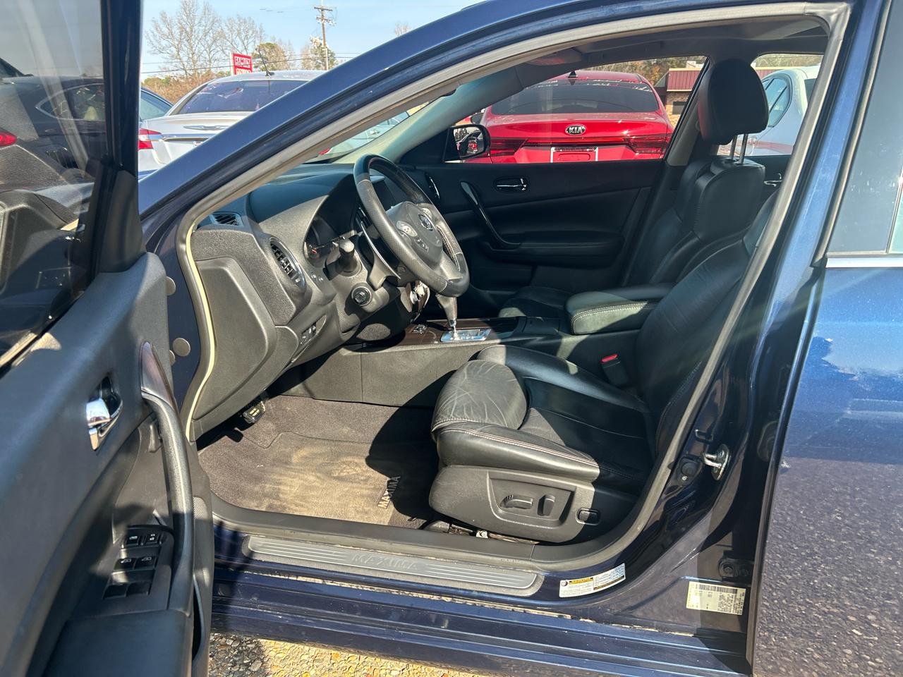 Nissan Maxima S 2014