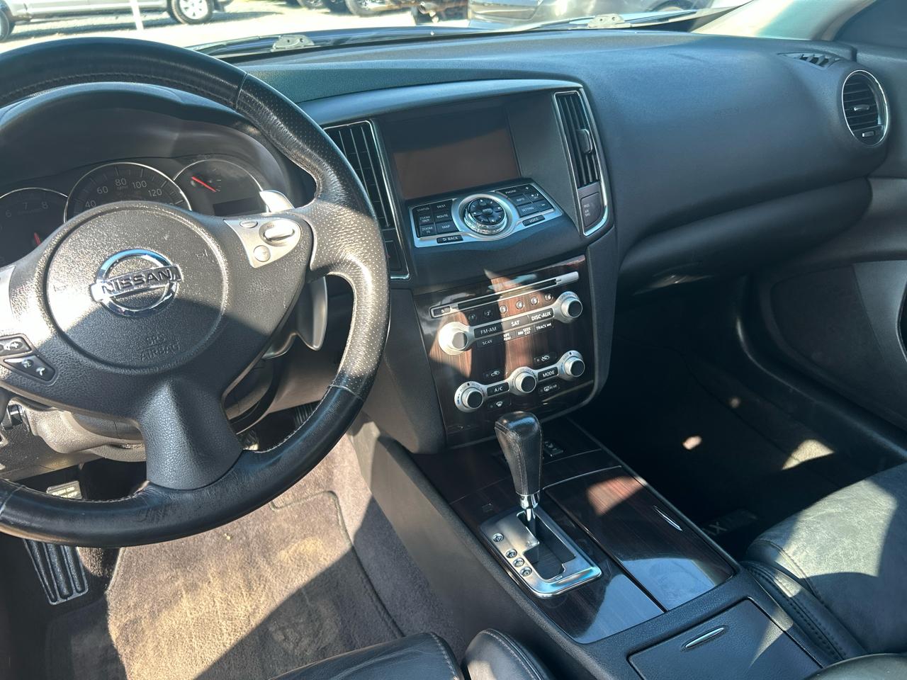 Nissan Maxima S 2014