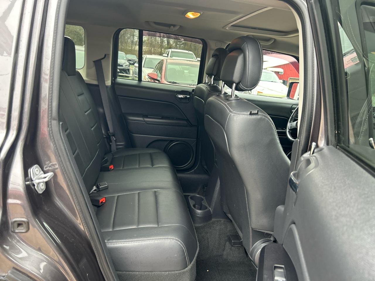 Jeep Patriot Latitude 2WD 2016