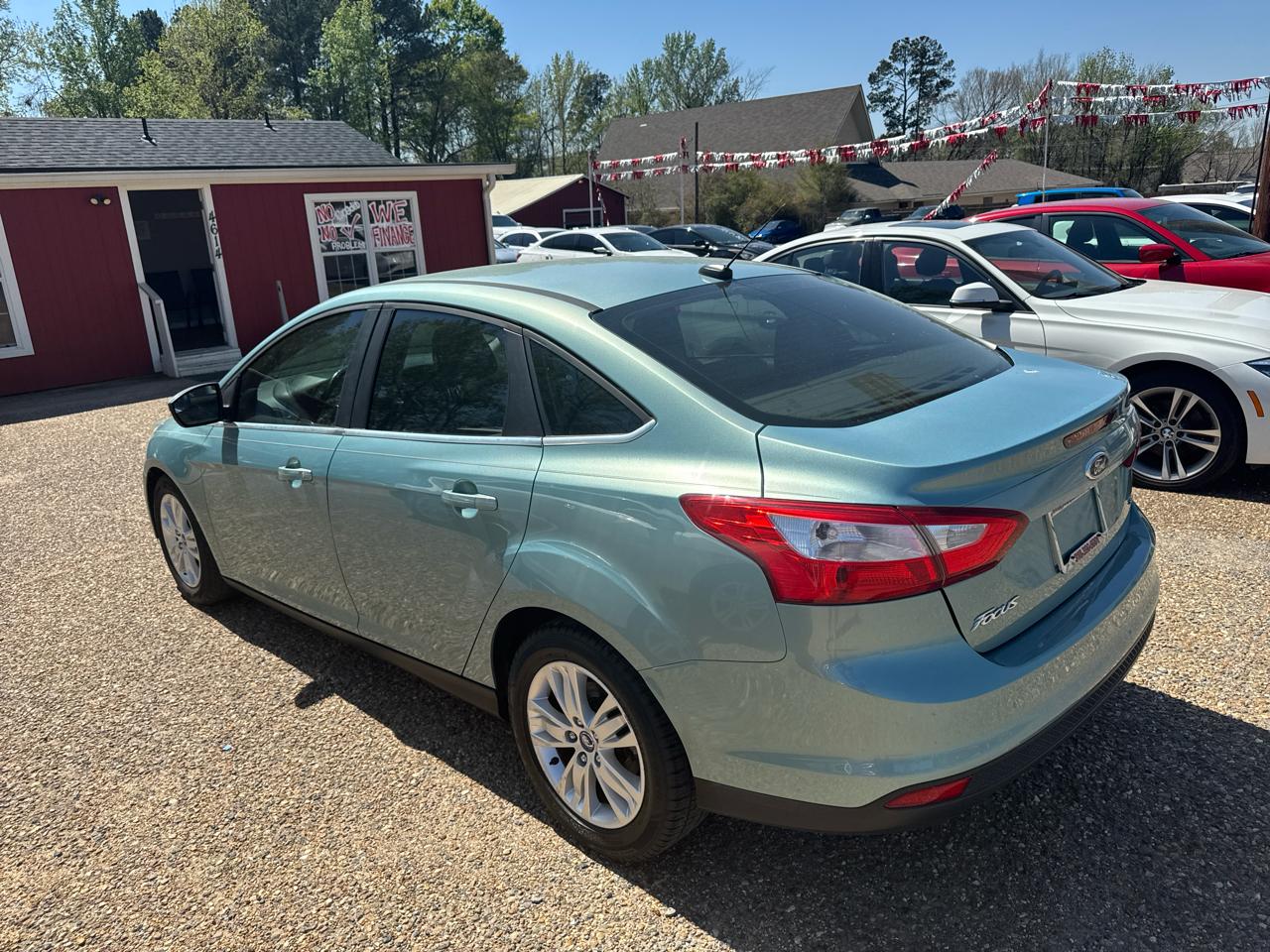 Ford Focus SEL Sedan 2012