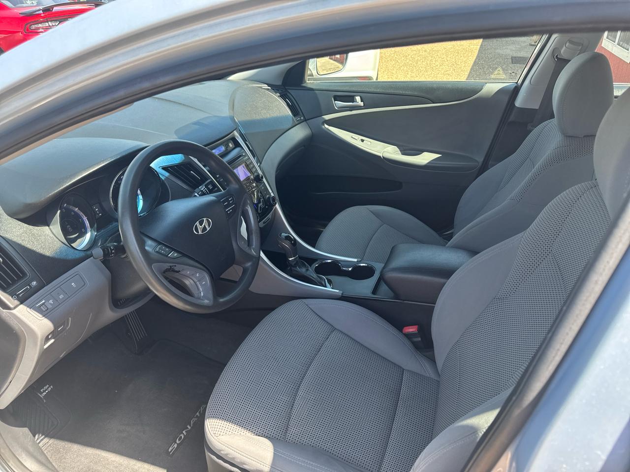 Hyundai Sonata GLS 2013