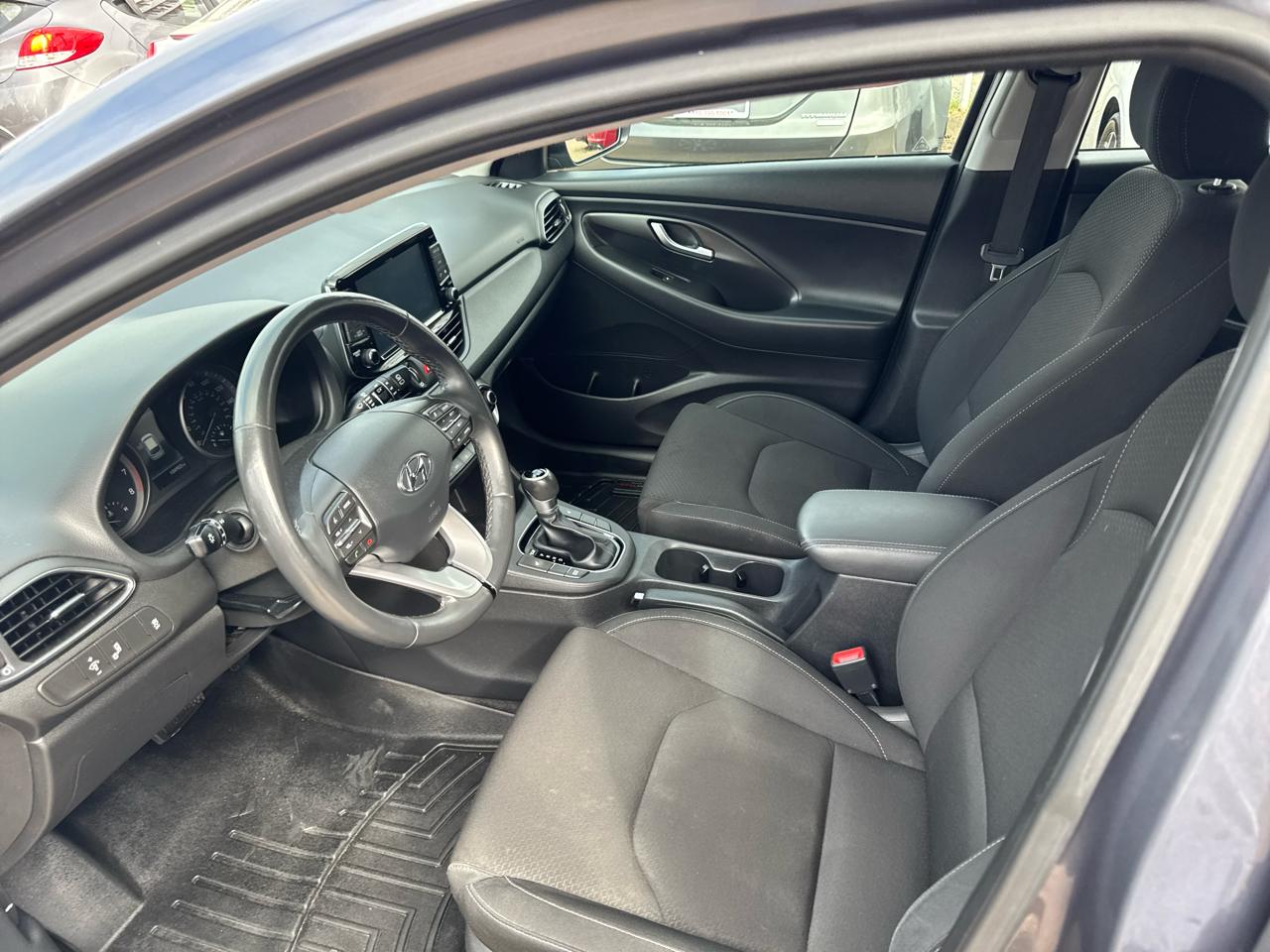 Hyundai Elantra GT 2.0L 6M 2018