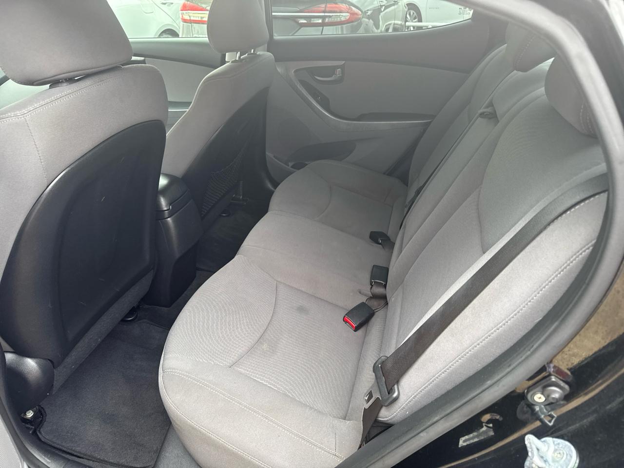 Hyundai Elantra GLS M/T 2014