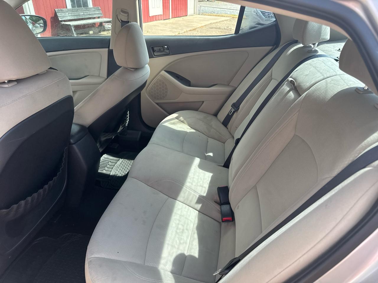 Kia Optima 4dr Sdn LX 2015