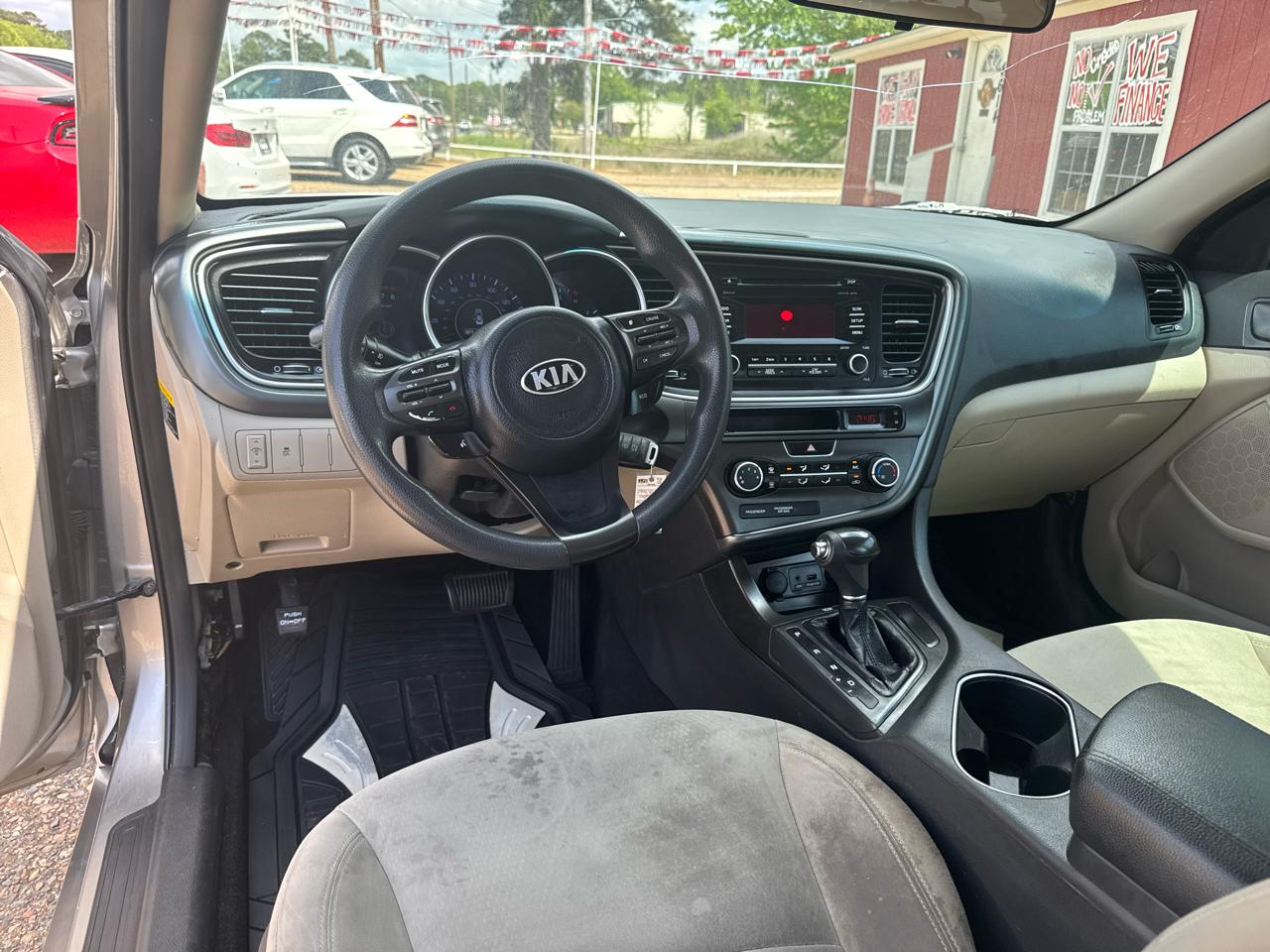 Kia Optima 4dr Sdn LX 2015