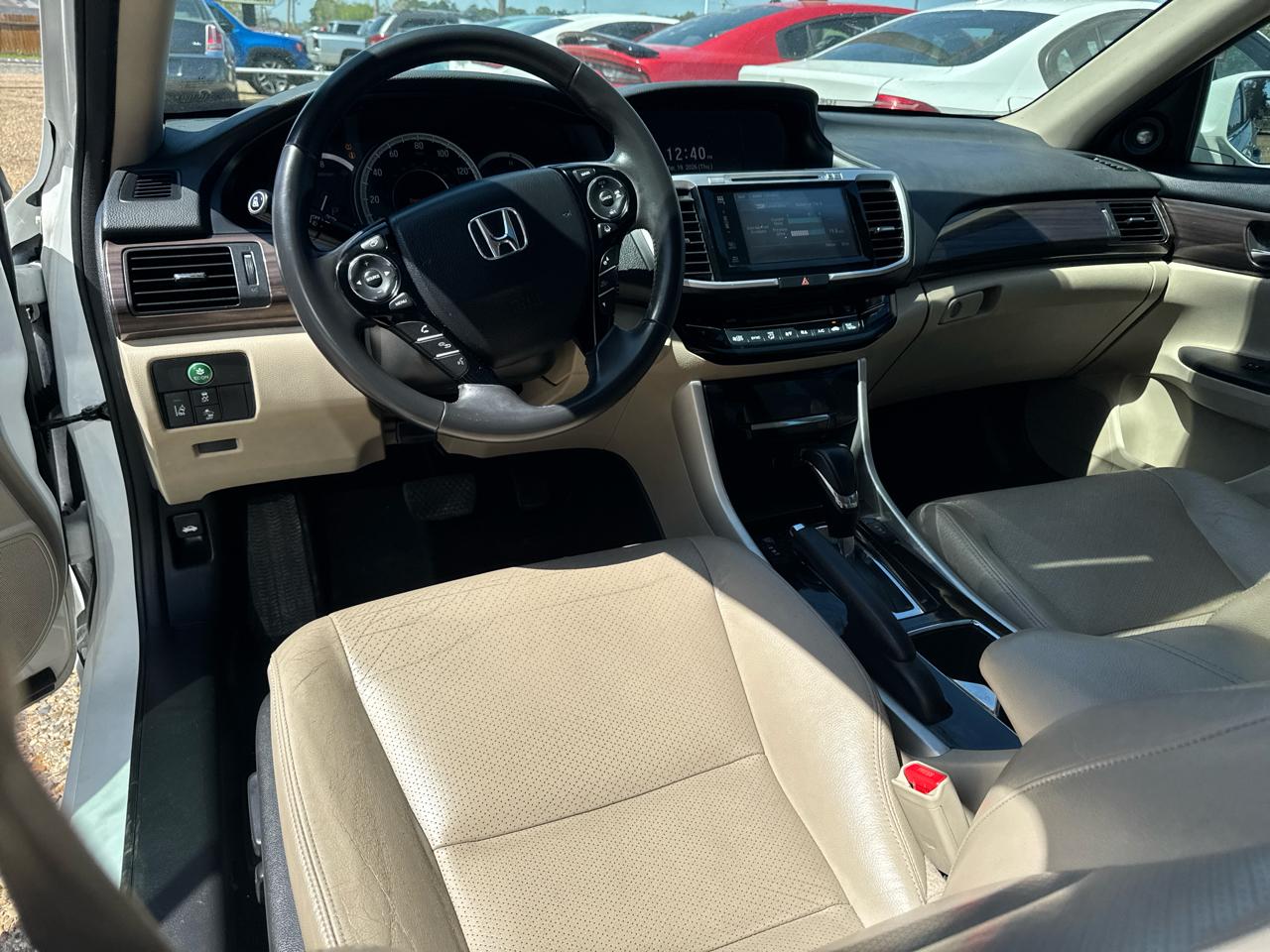 Honda Accord EX-L Sedan CVT w/ Honda Sensing 2017