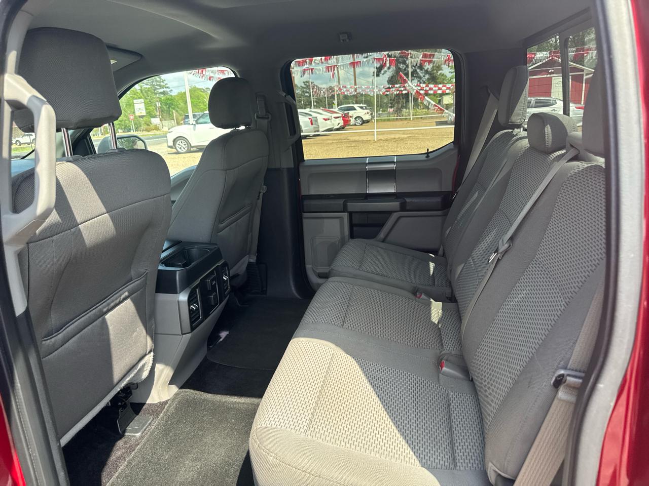 Ford F-150 XL SuperCrew 5.5-ft. Bed 2WD 2016